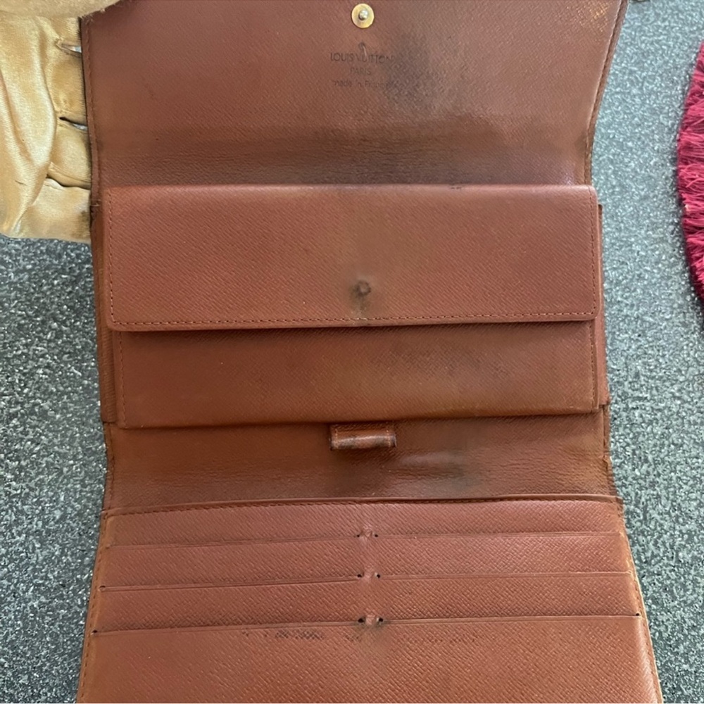 {preloved} Louis Vuitton Monogram Porte Tresor
International Trifold Long - Picture 4 of 10